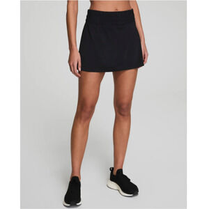 SPANX Women's Very Black 14" Activate Skort Size M